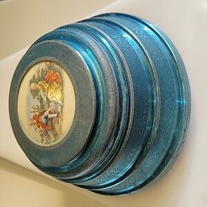 Vintage Musical Powder Box